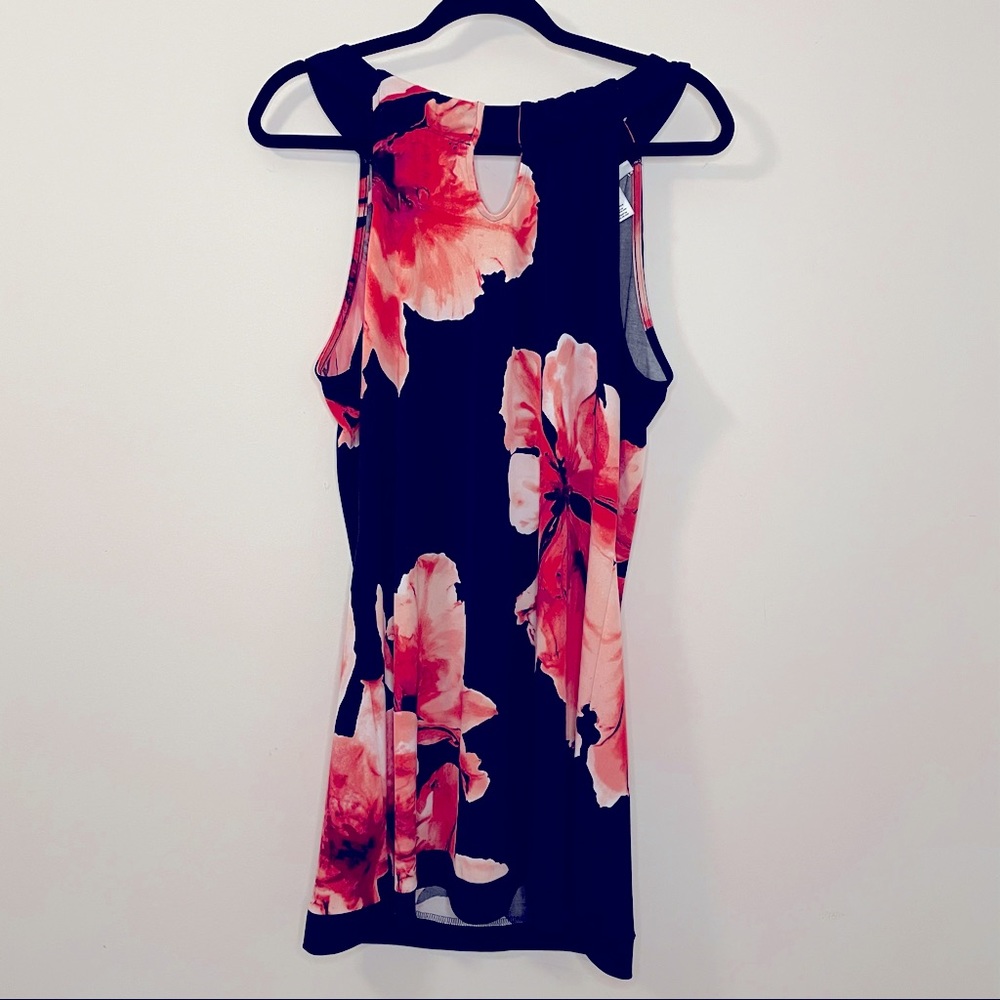 White House Black Market Floral